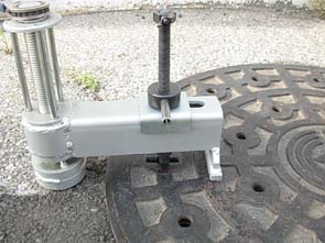 マンホール開閉器　Ｔ－フック